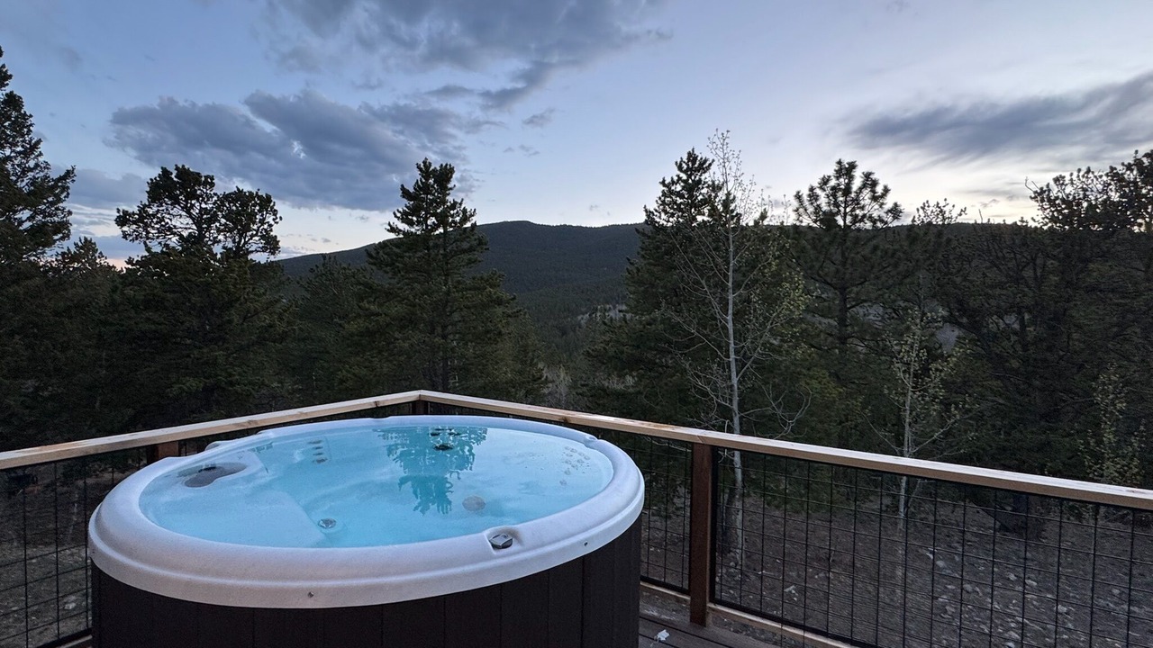 Photo of Outdoor in Black Hawk