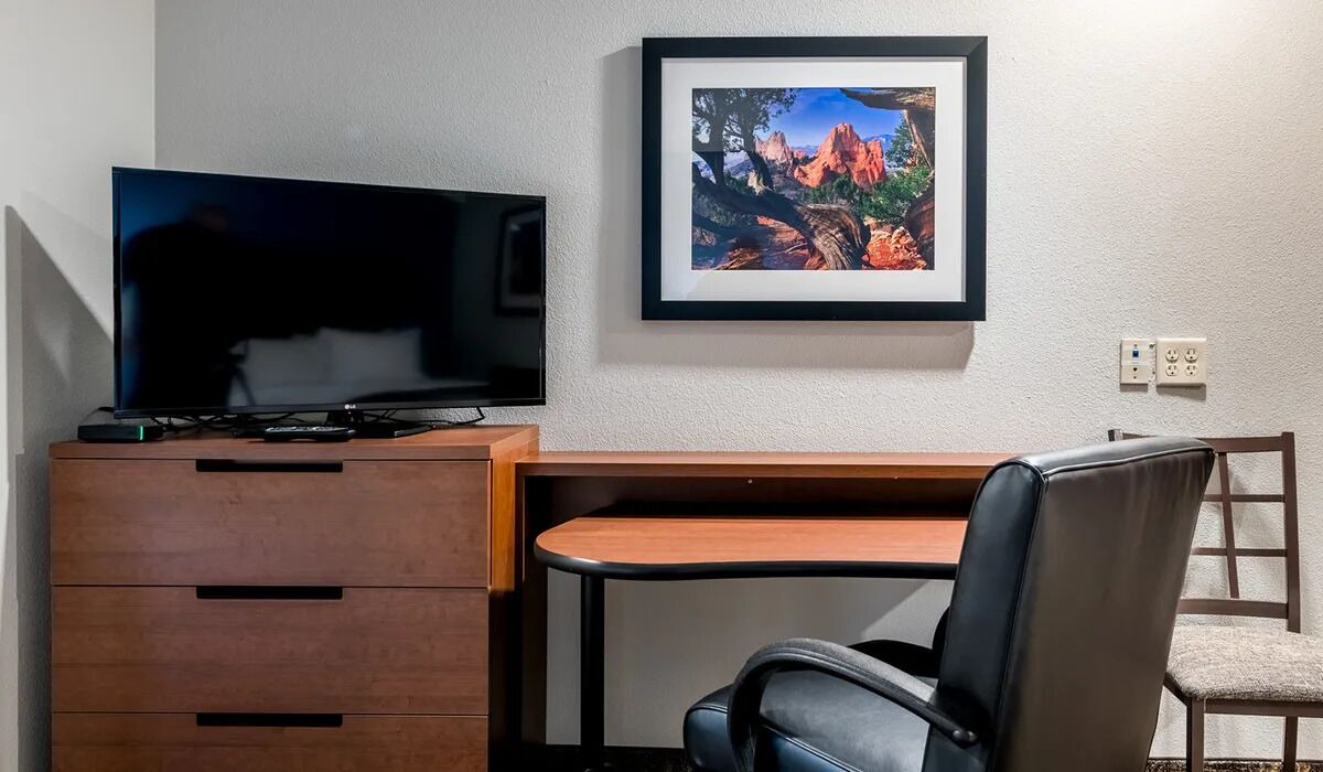 Photo of Bedroom in Gleneagle