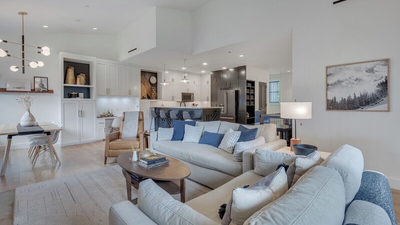 Photo of Livingroom in Snowmass Village