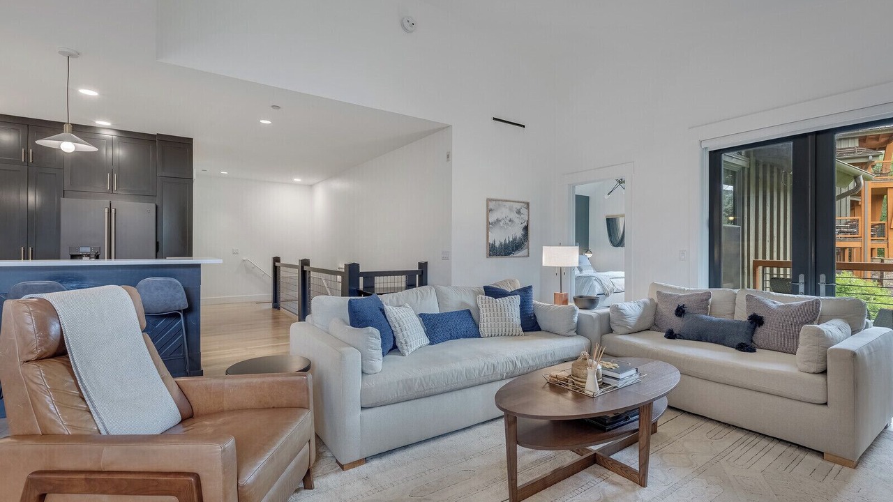 Photo of Livingroom in Snowmass Village