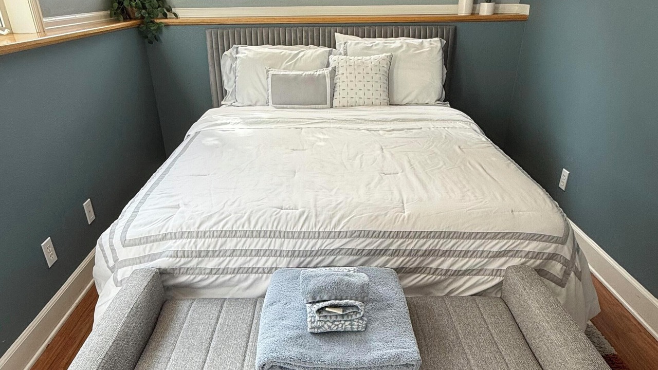Photo of Bedroom in Baseline Sub