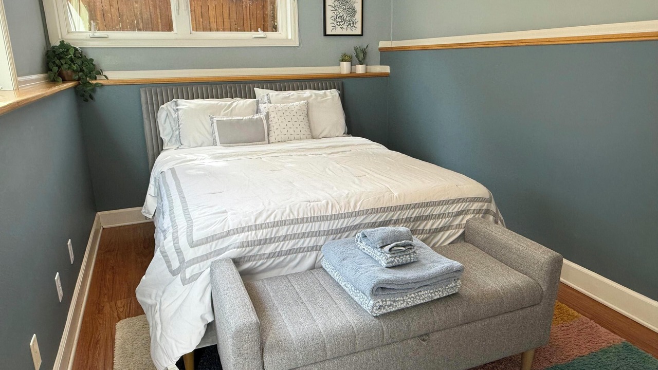Photo of Bedroom in Baseline Sub