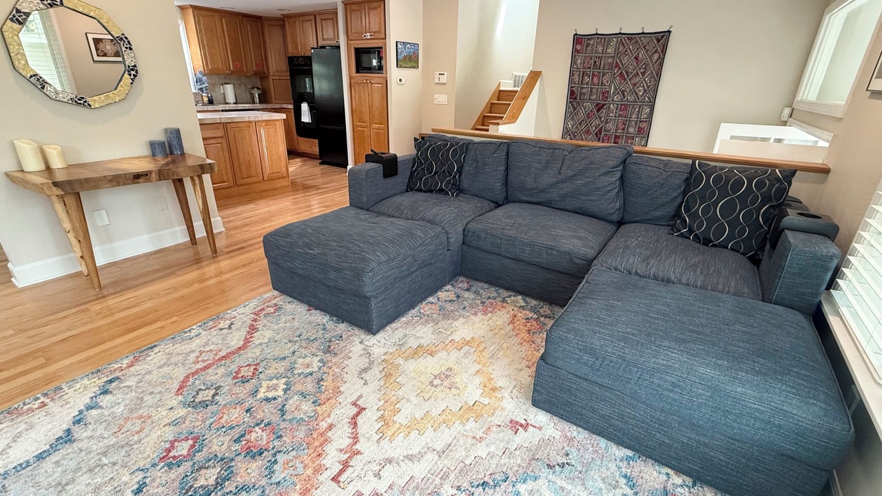 Photo of Livingroom in Baseline Sub