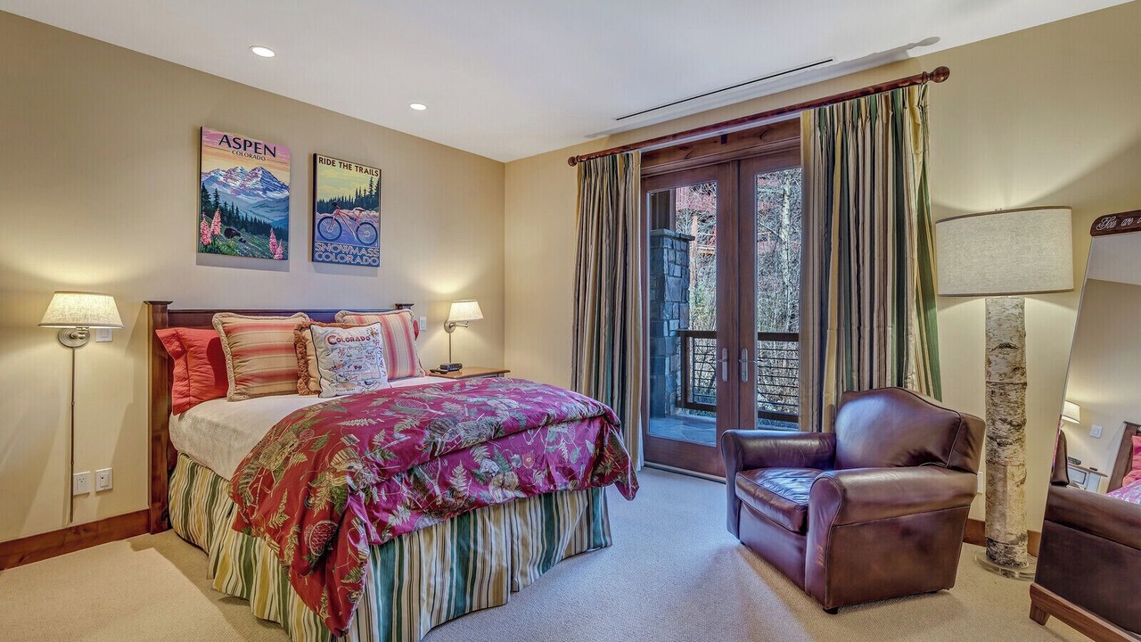 Photo of Bedroom in Snowmass Village