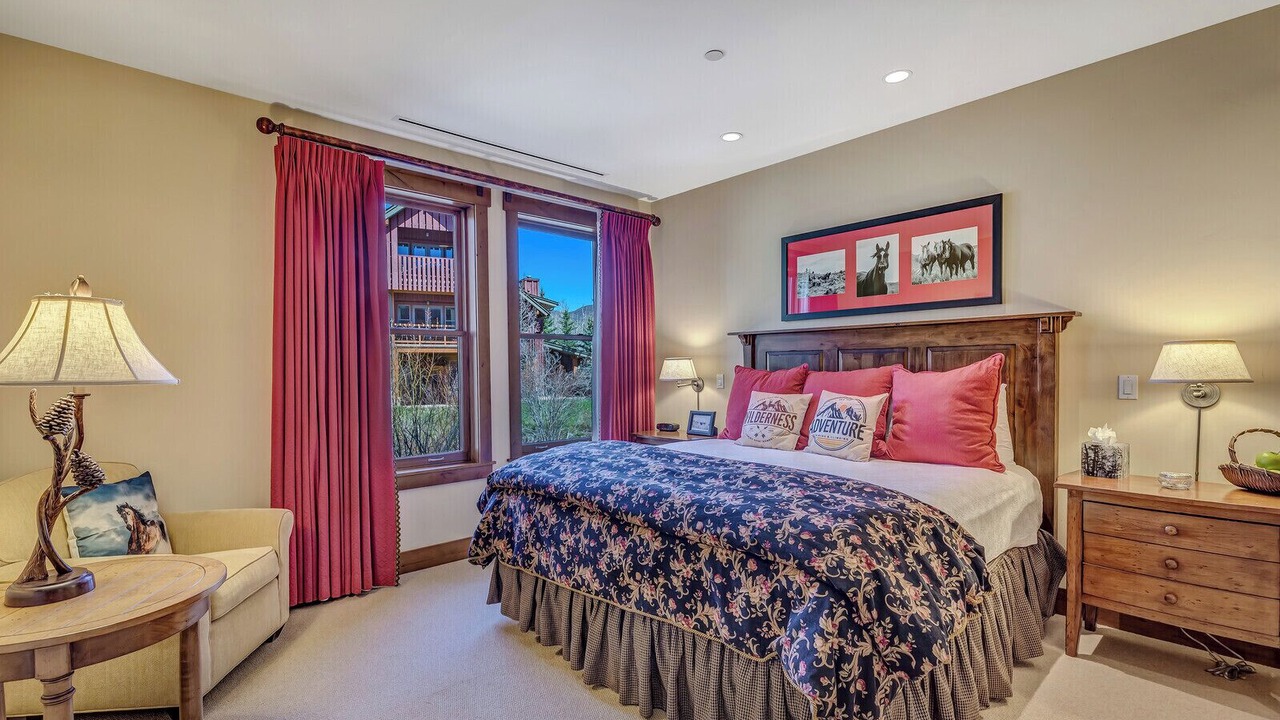 Photo of Bedroom in Snowmass Village