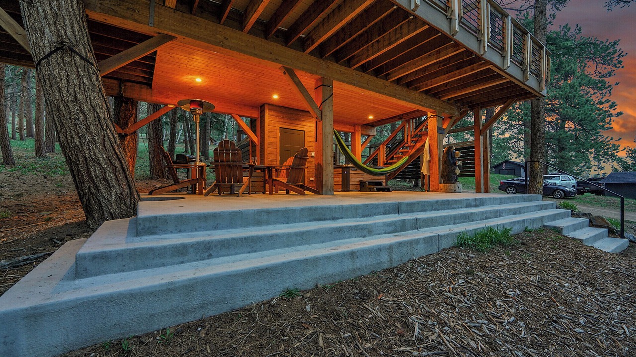 Photo of Outdoor in Indian Hills