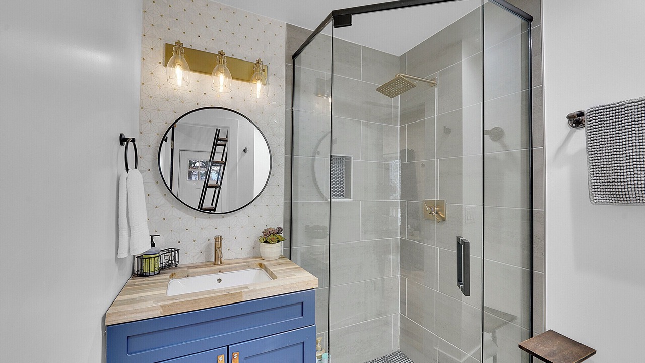Photo of Bathroom in Indian Hills
