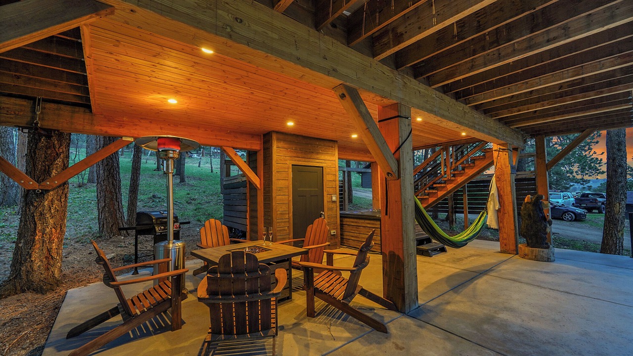 Photo of Outdoor in Indian Hills