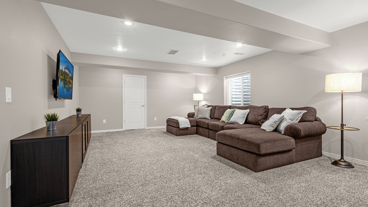 Photo of Livingroom in Gleneagle