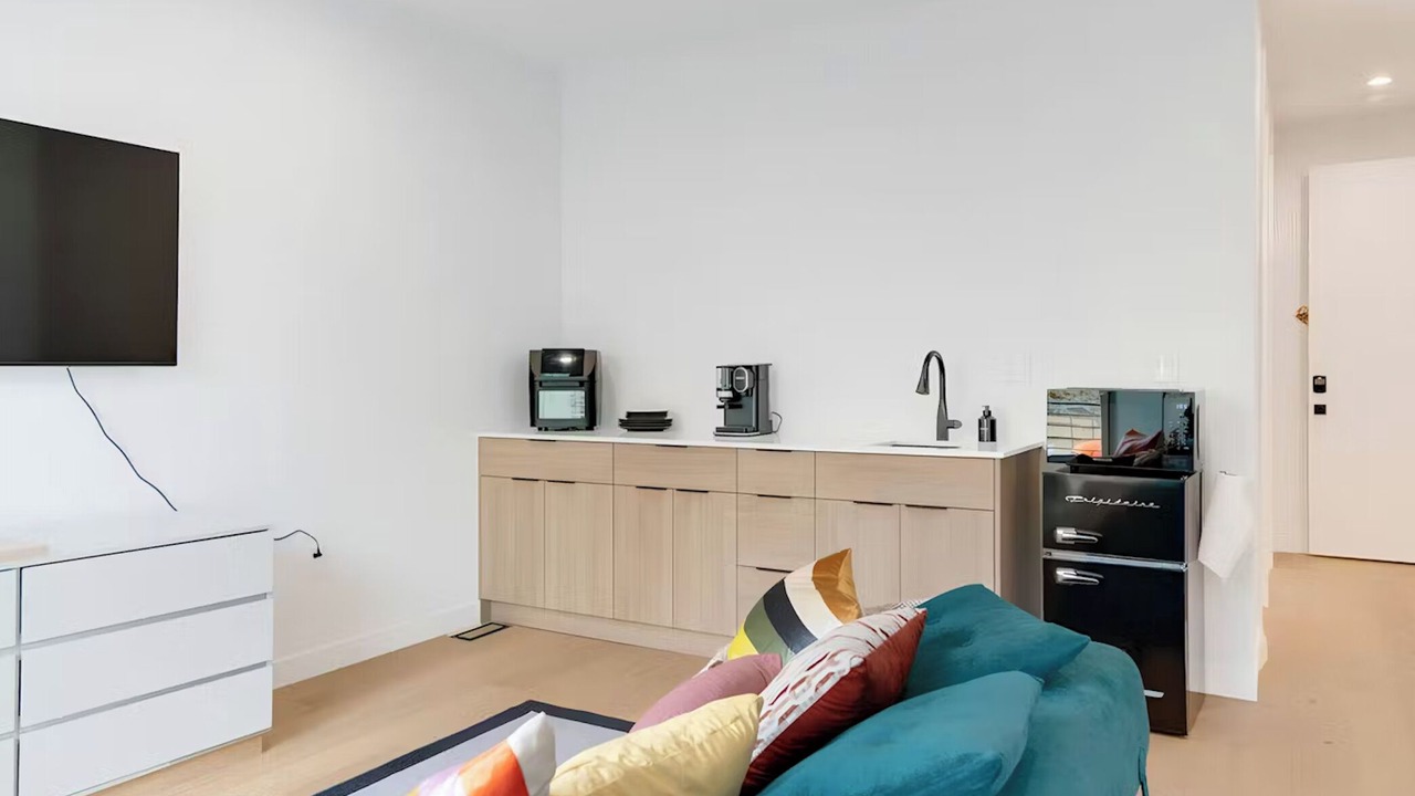 Photo of Livingroom in Berkeley
