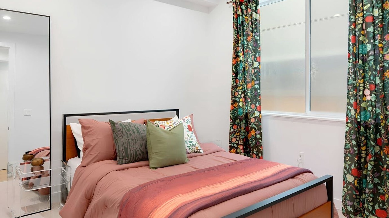 Photo of Bedroom in Berkeley