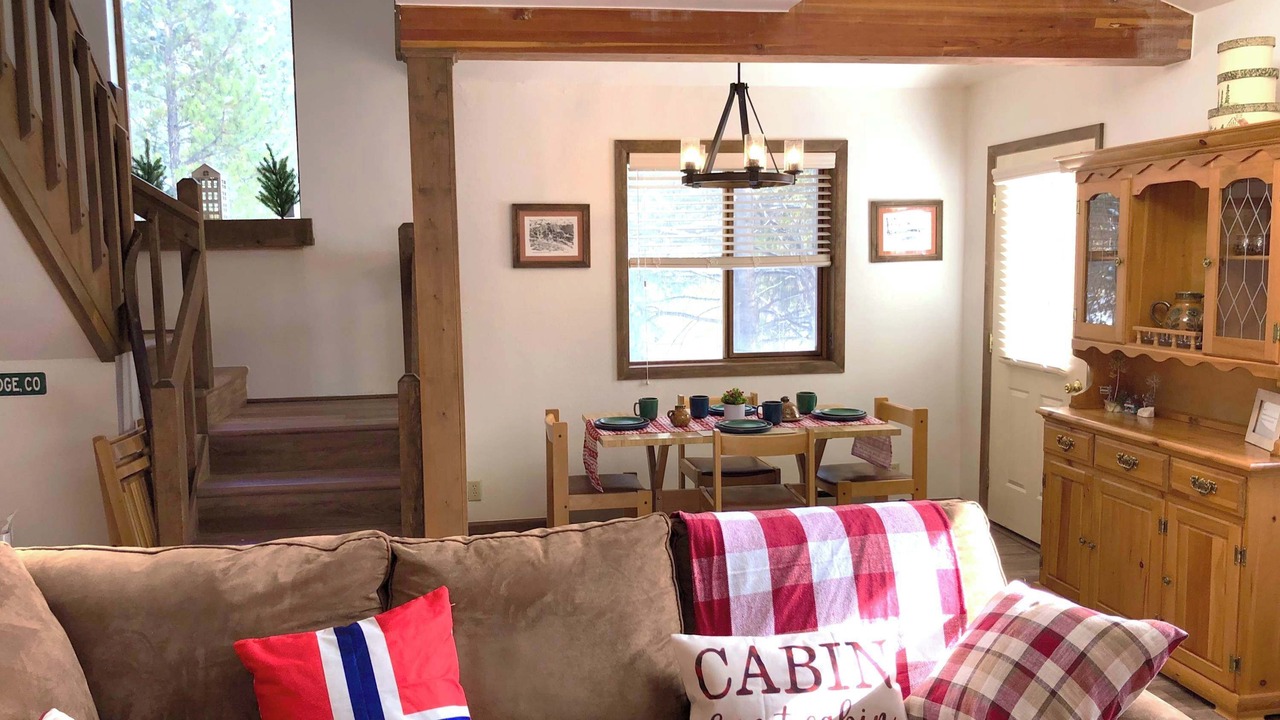 Photo of Livingroom in Blue River