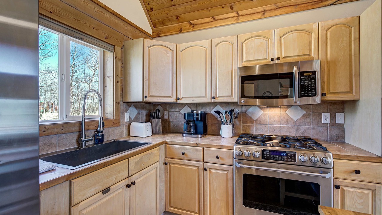 Photo of Kitchen in Warm Springs