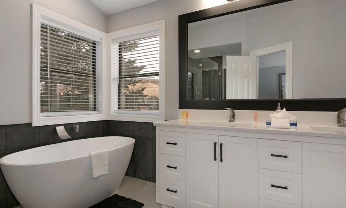 Photo of Bathroom in Edwards