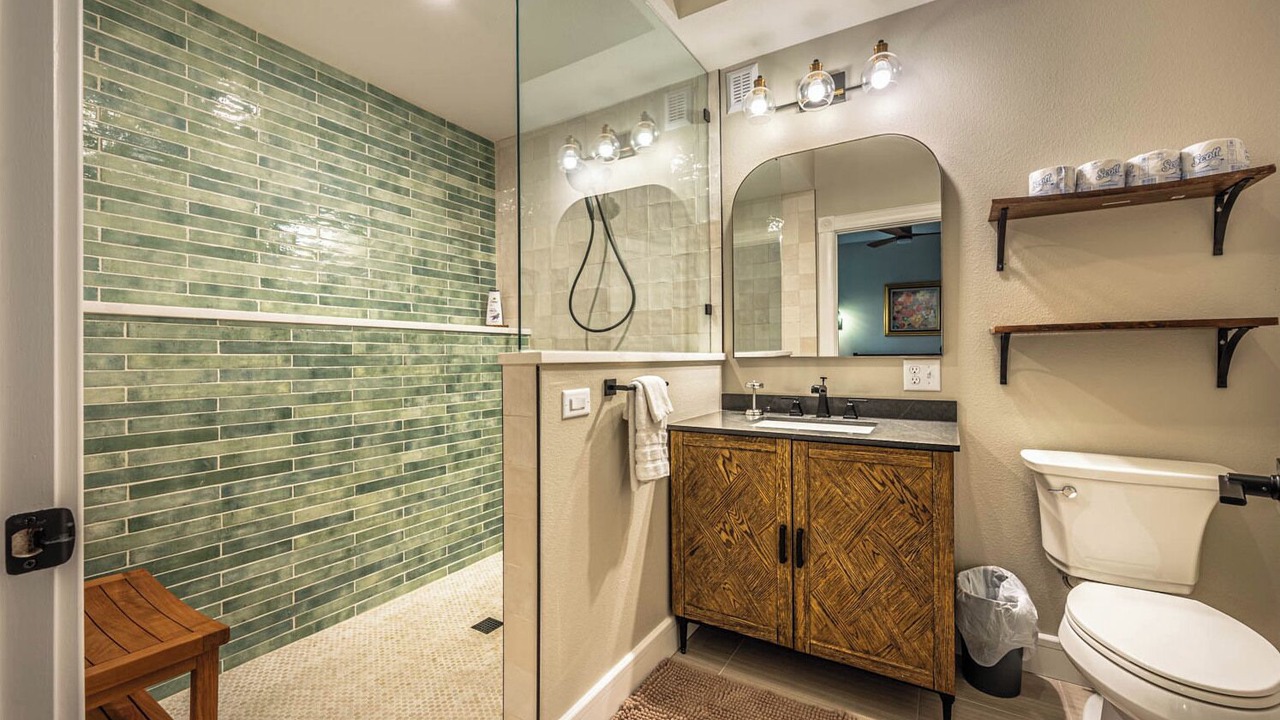 Photo of Bathroom in Old North End