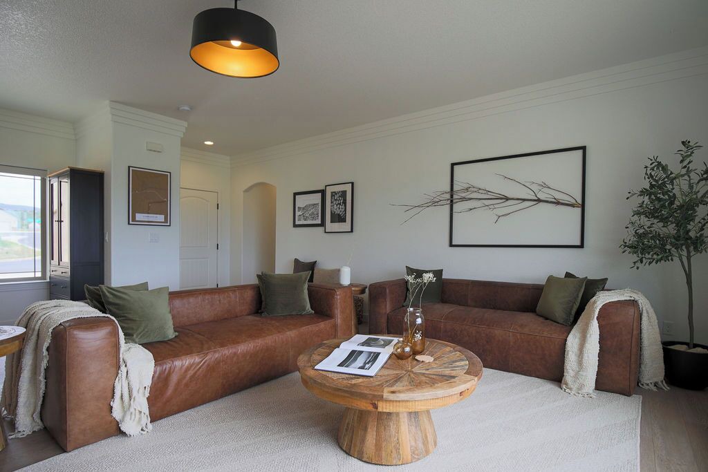 Photo of Livingroom in Canon City