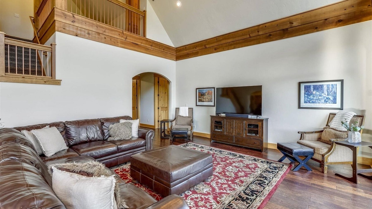 Photo of Livingroom in Baldy Mountain