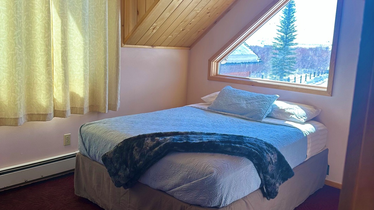 Photo of Bedroom in Gunnison - Crested Butte