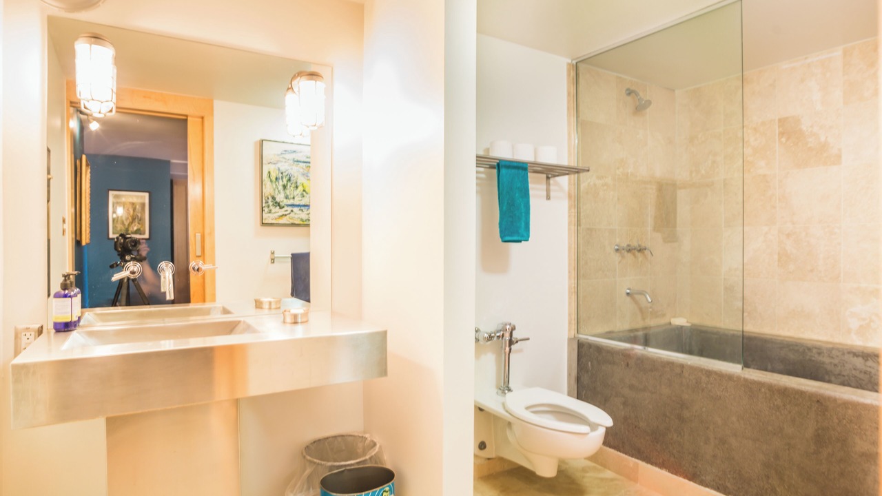 Photo of Bathroom in Cole