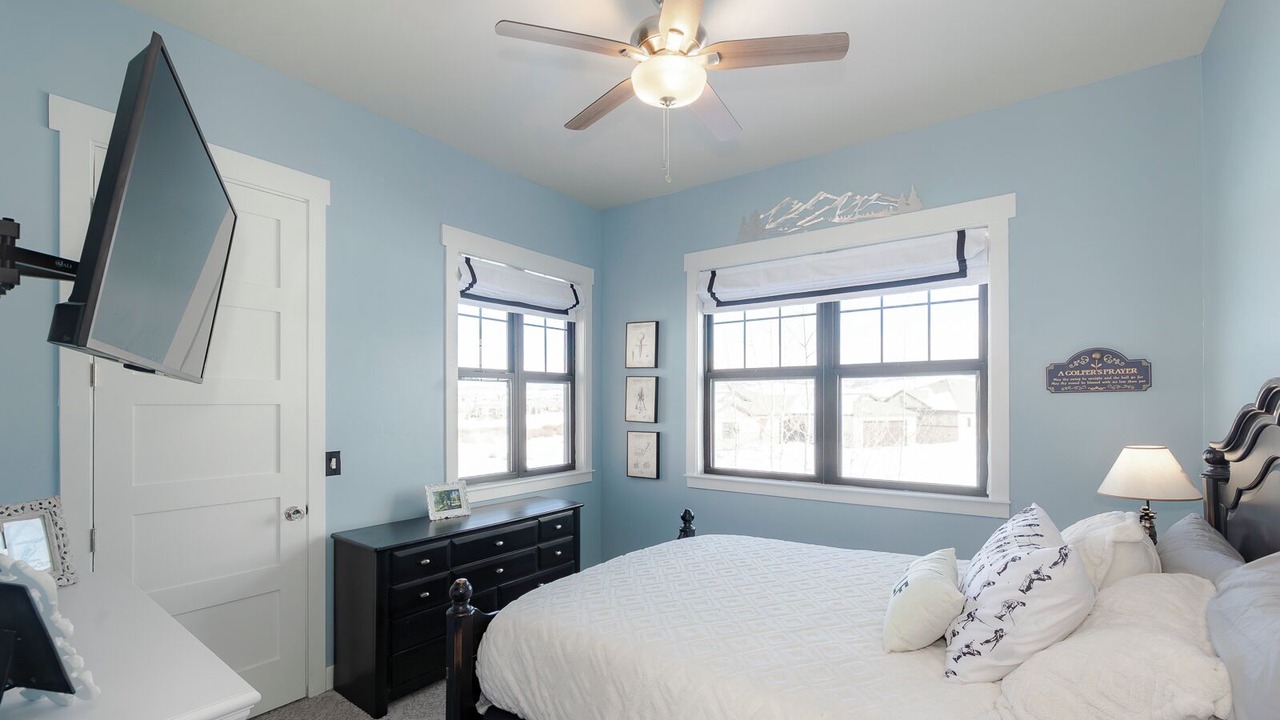 Photo of Bedroom in Grand Elk Ranch