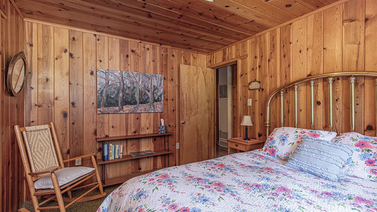 Photo of Bedroom in Bayfield