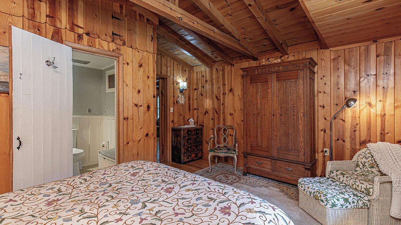 Photo of Bedroom in Bayfield