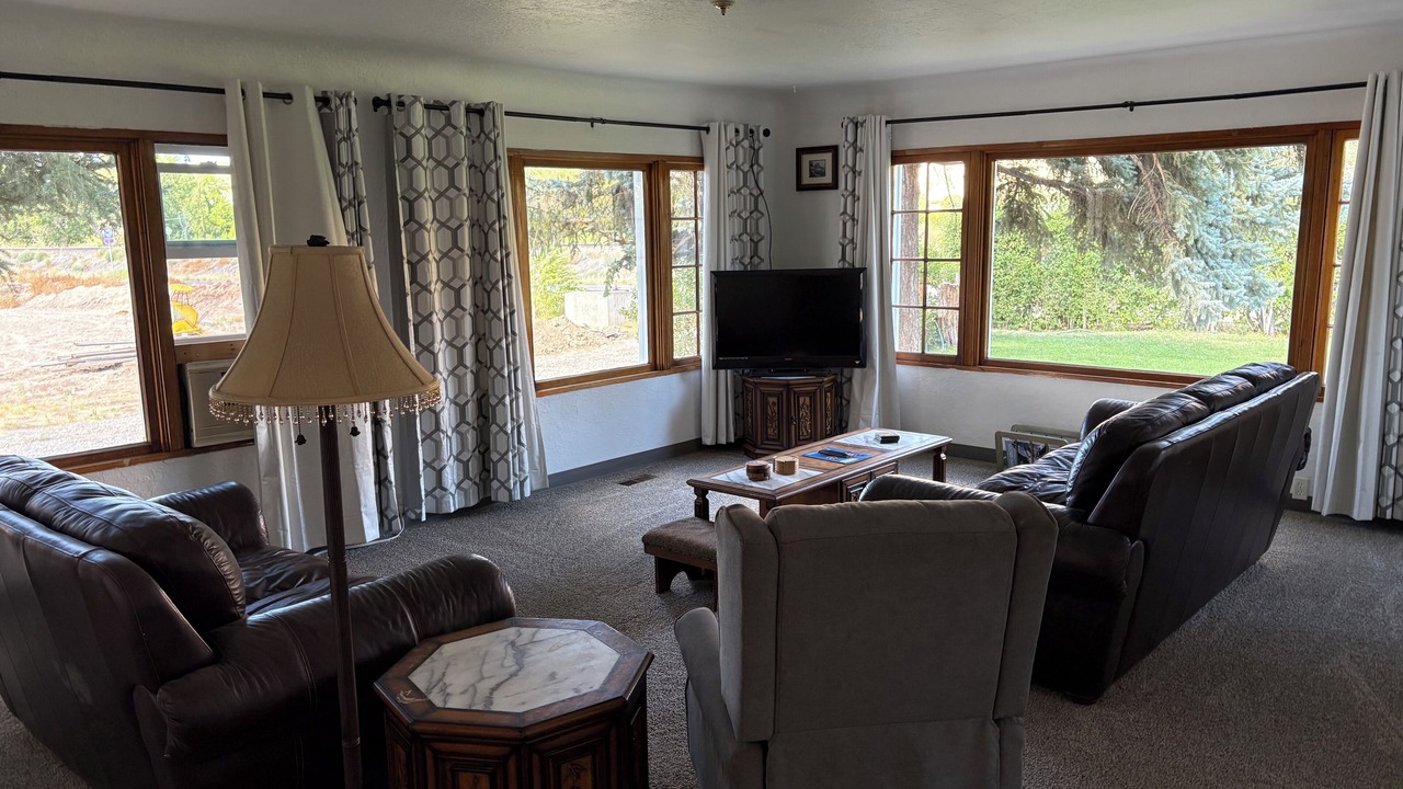Photo of Livingroom in Palisade