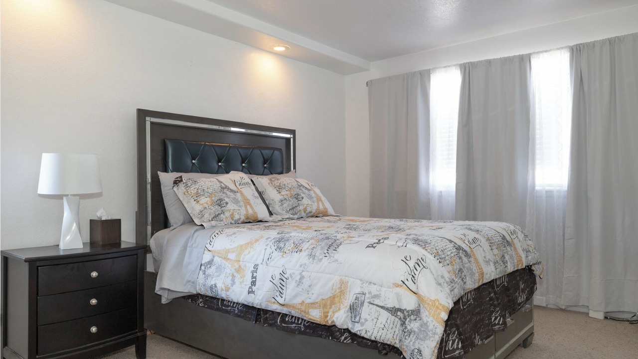 Photo of Bedroom in Green Valley Ranch