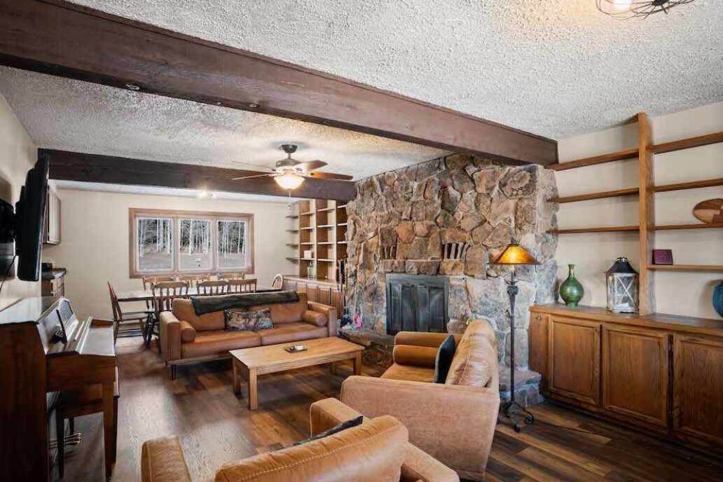 Photo of Livingroom in Almont