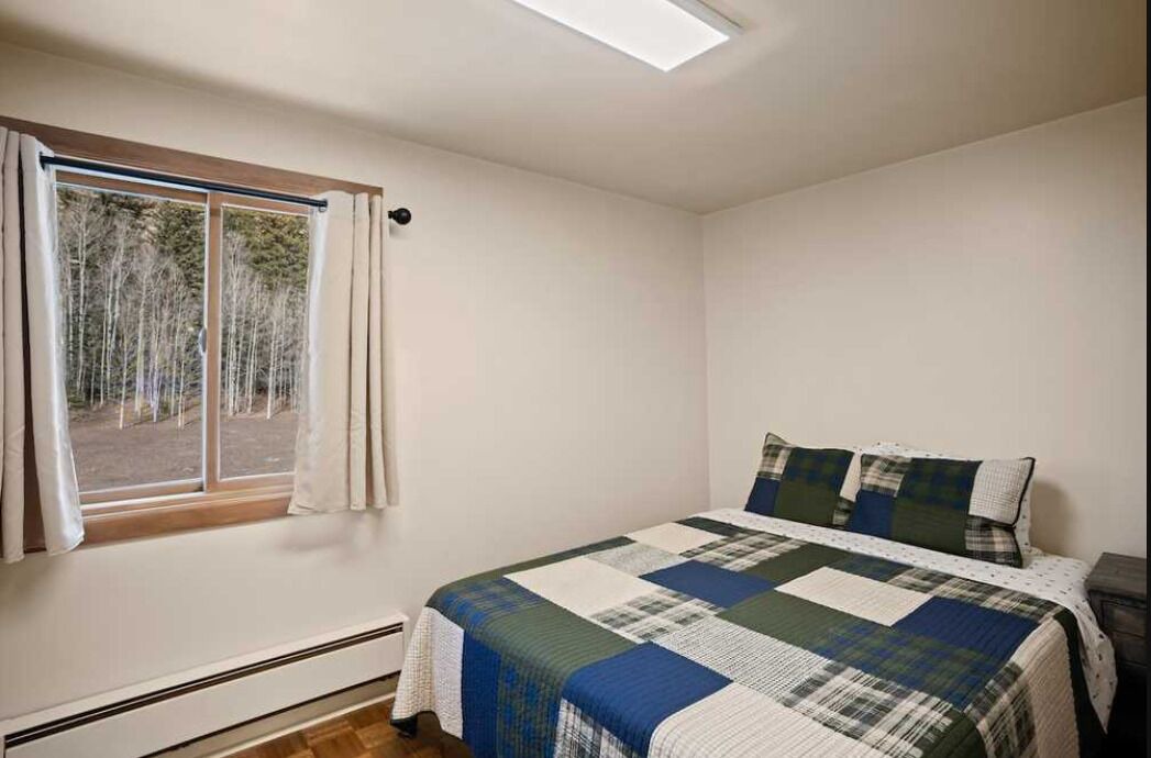 Photo of Bedroom in Almont