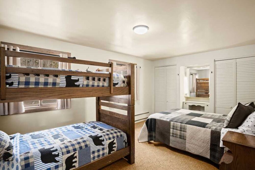 Photo of Bedroom in Almont