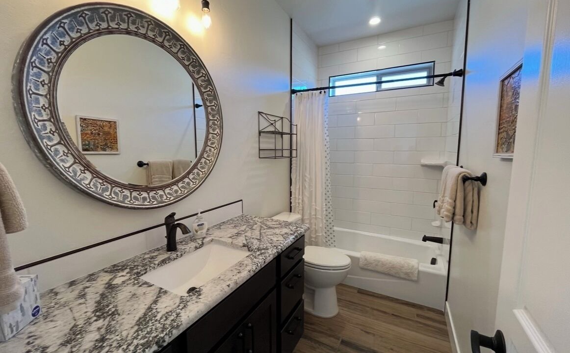 Photo of Bathroom in Palisade