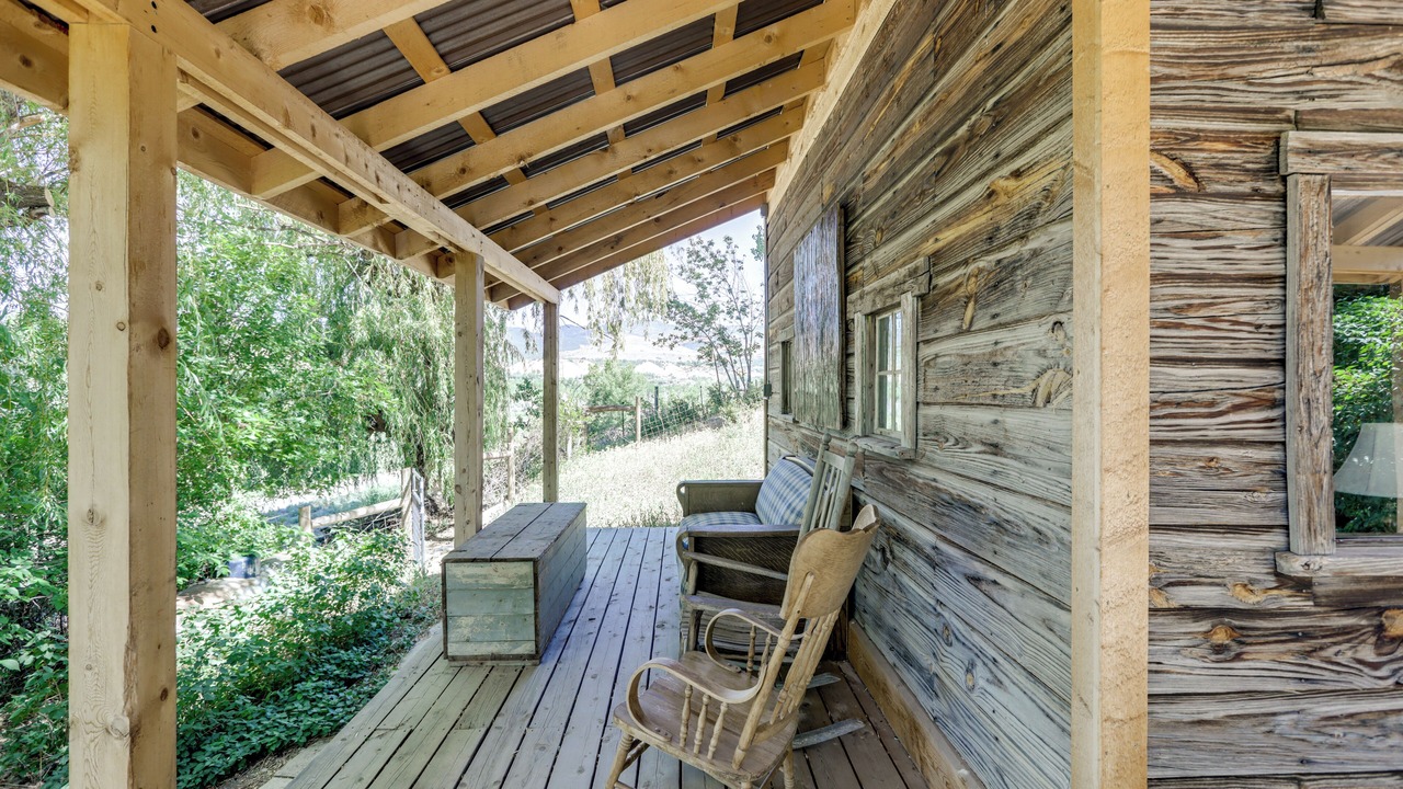 Photo of Patio Balcony in Lazear