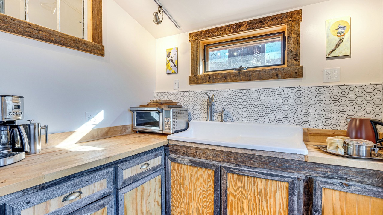 Photo of Kitchen in Lazear