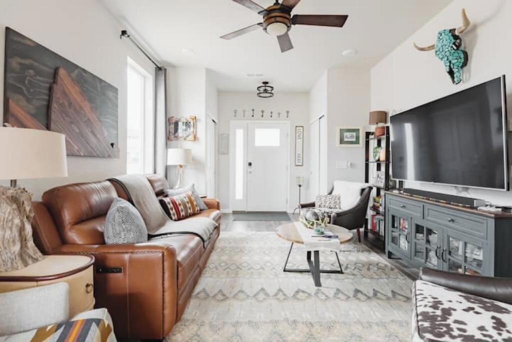 Photo of Livingroom in Lakewood