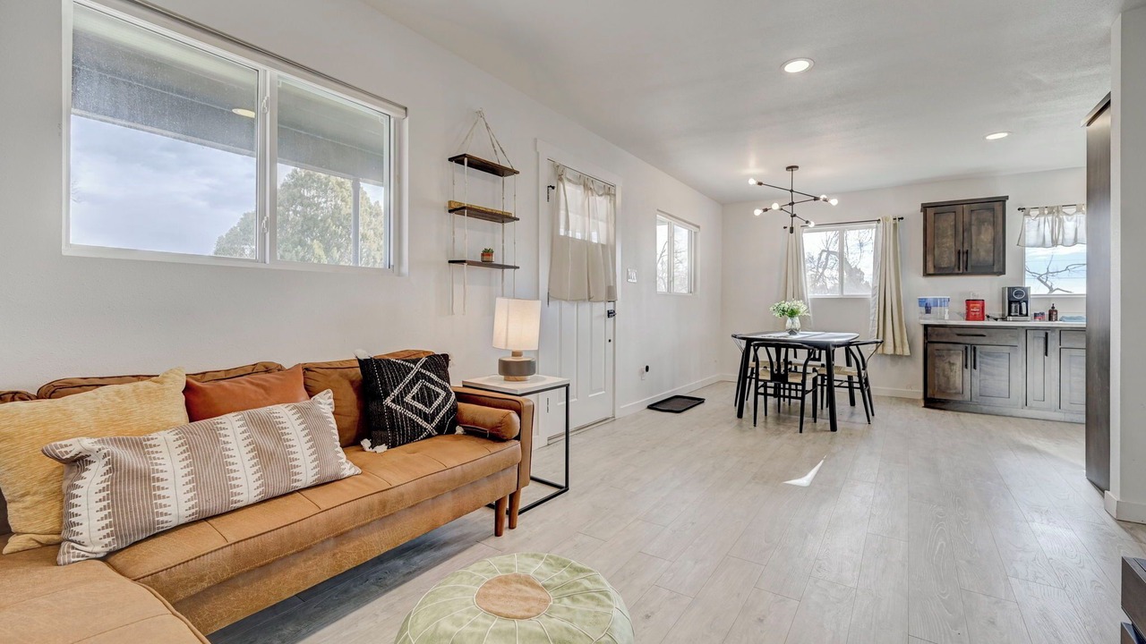 Photo of Livingroom in Pueblo