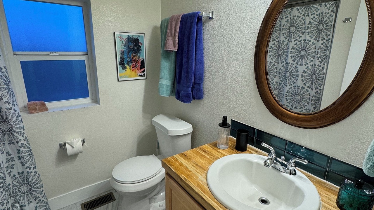 Photo of Bathroom in Lincoln Park