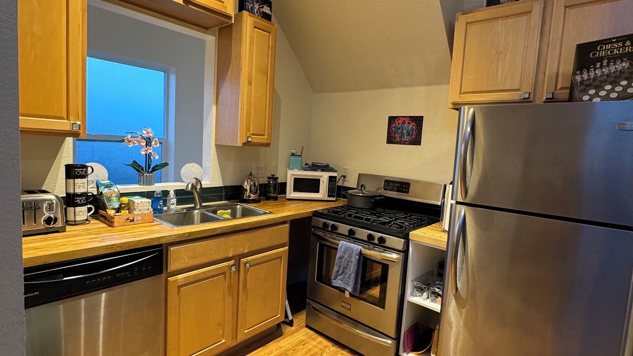 Photo of Kitchen in Lincoln Park