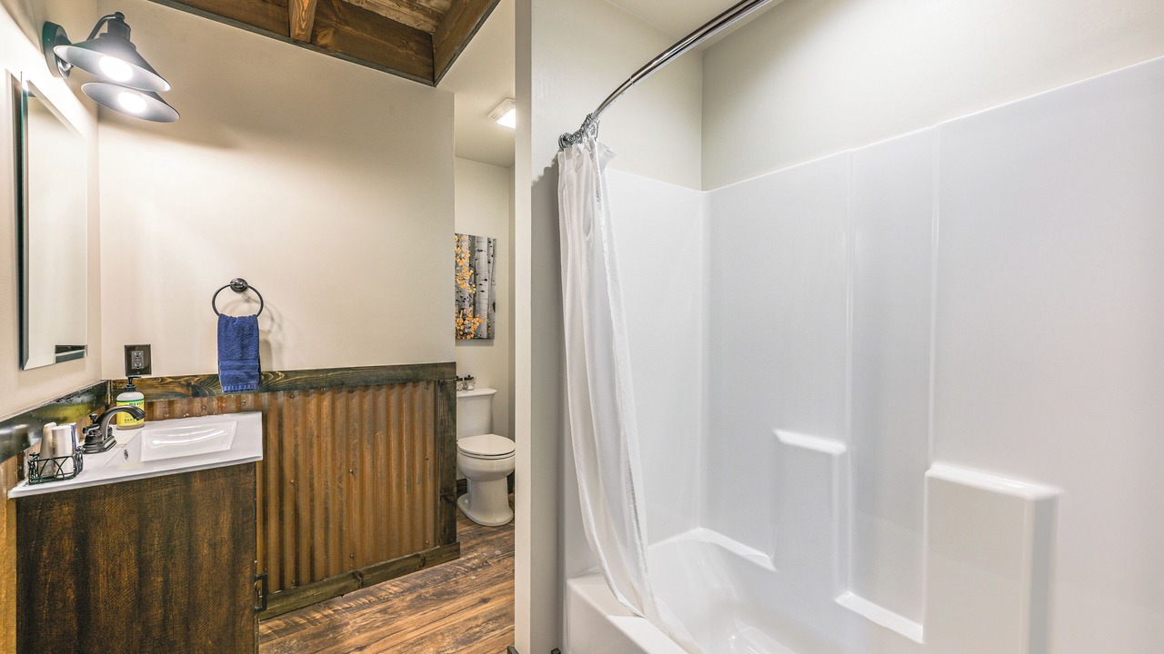 Photo of Bathroom in Del Norte