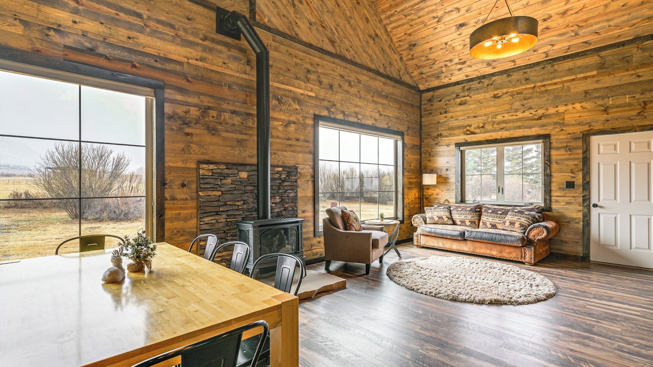 Photo of Livingroom in Del Norte