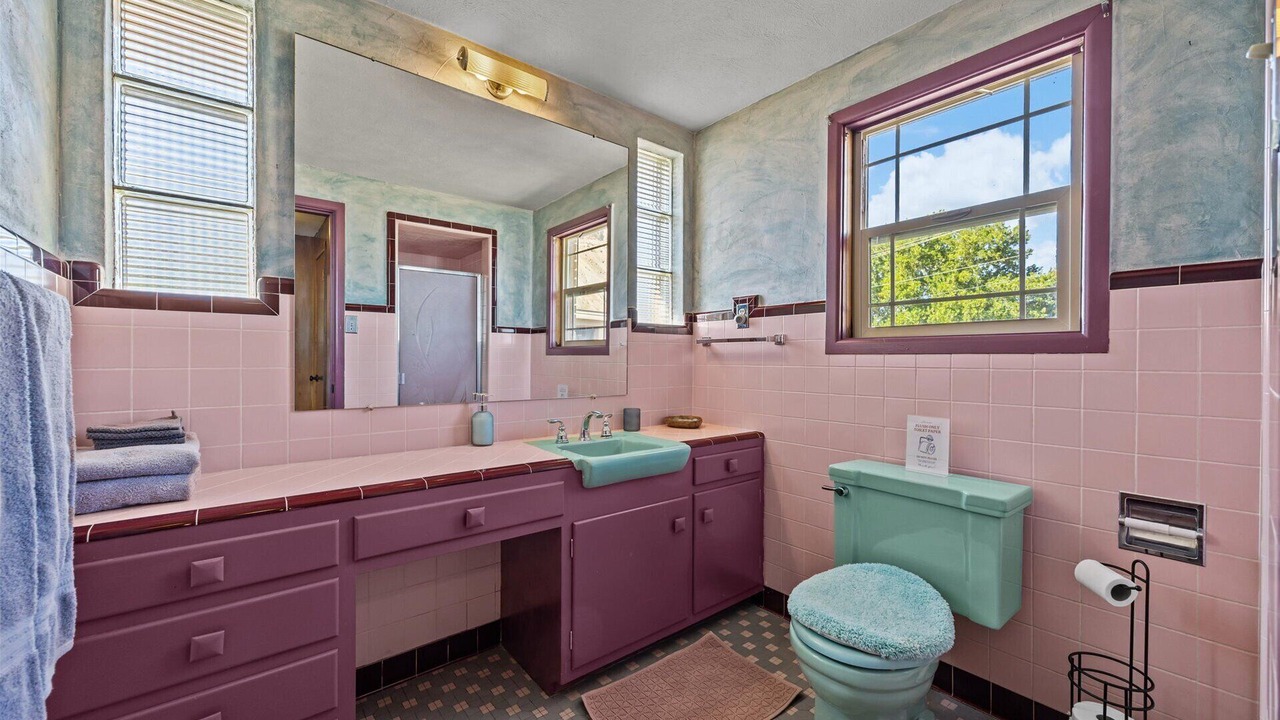 Photo of Bathroom in Palisade