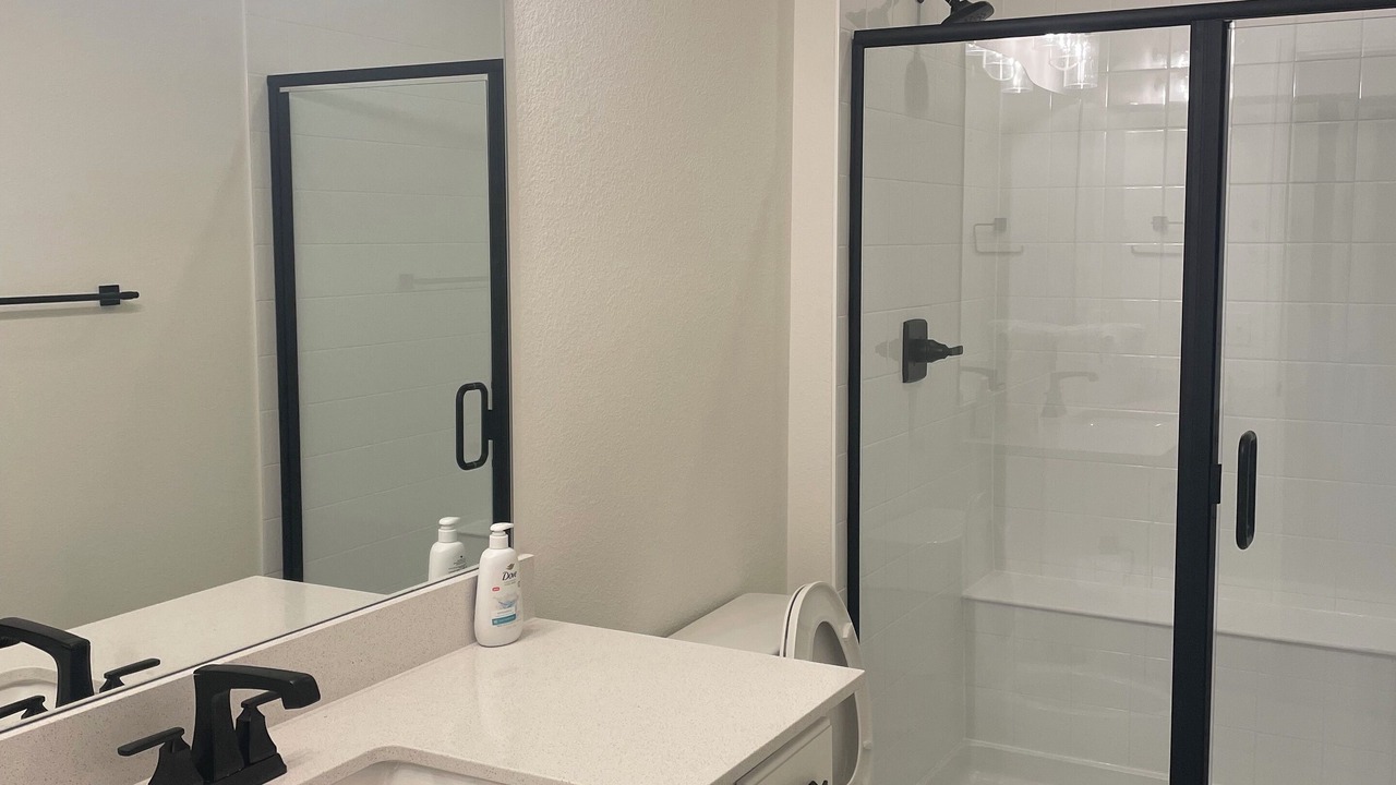 Photo of Bathroom in Commerce City