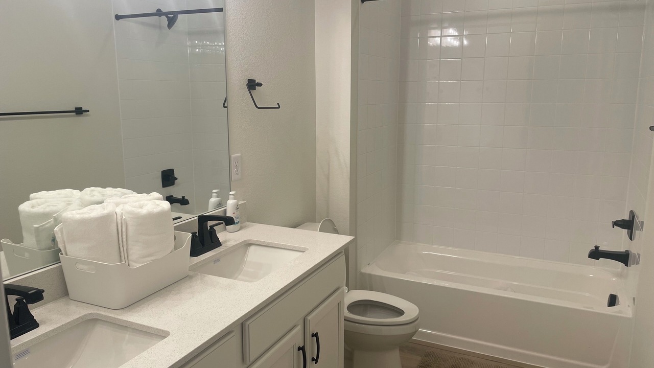 Photo of Bathroom in Commerce City