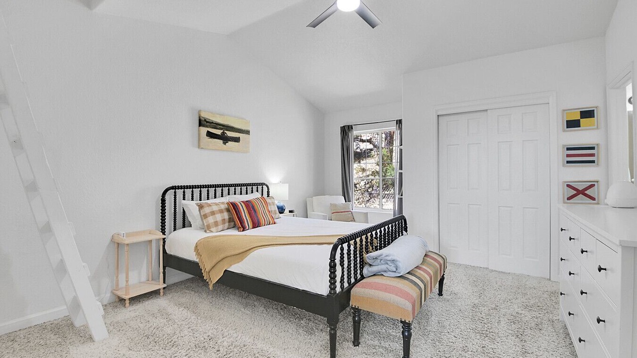 Photo of Bedroom in Bailey