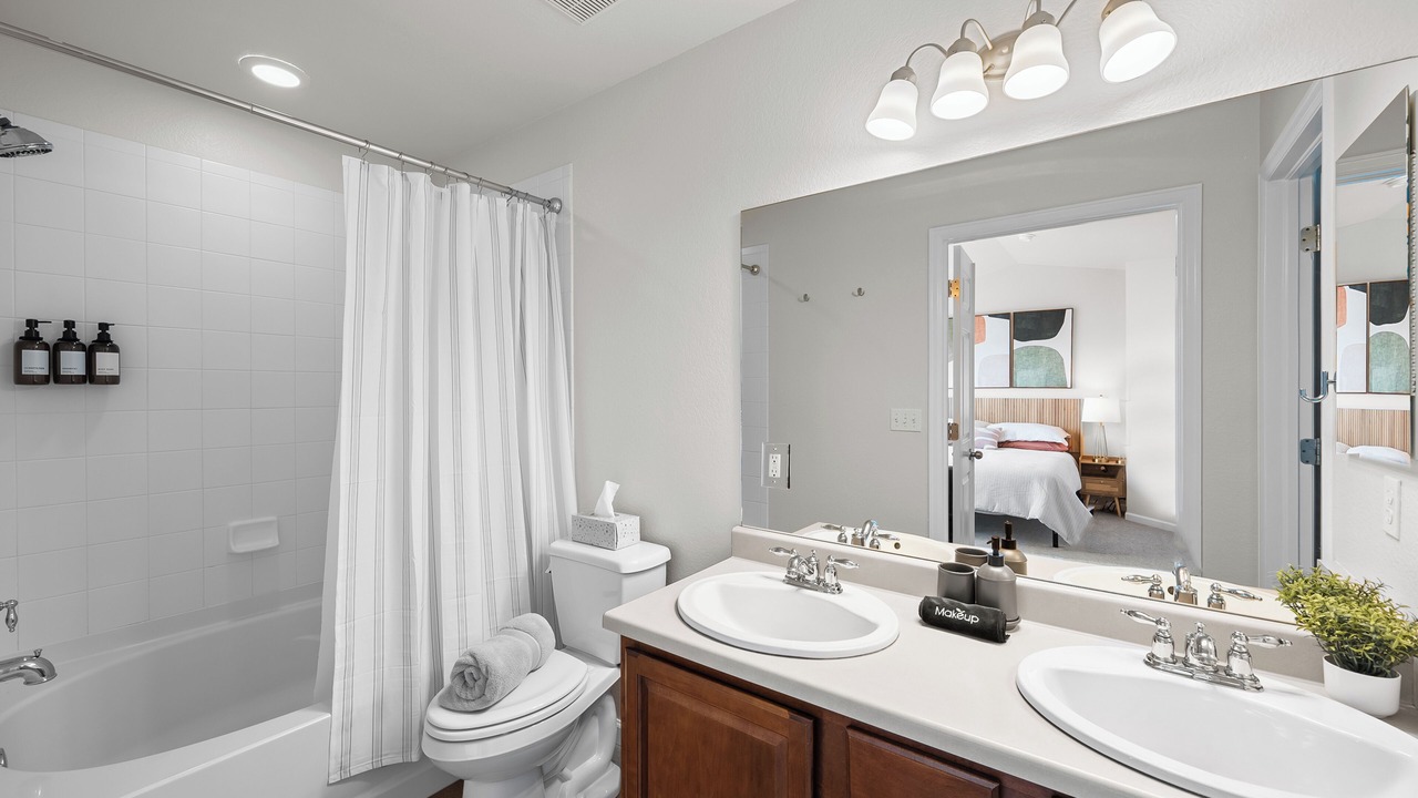 Photo of Bathroom in Monument