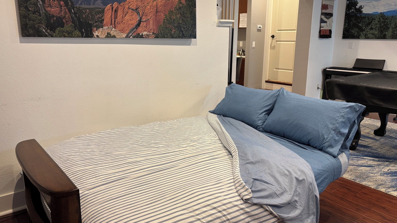 Photo of Bedroom in Woodmoor