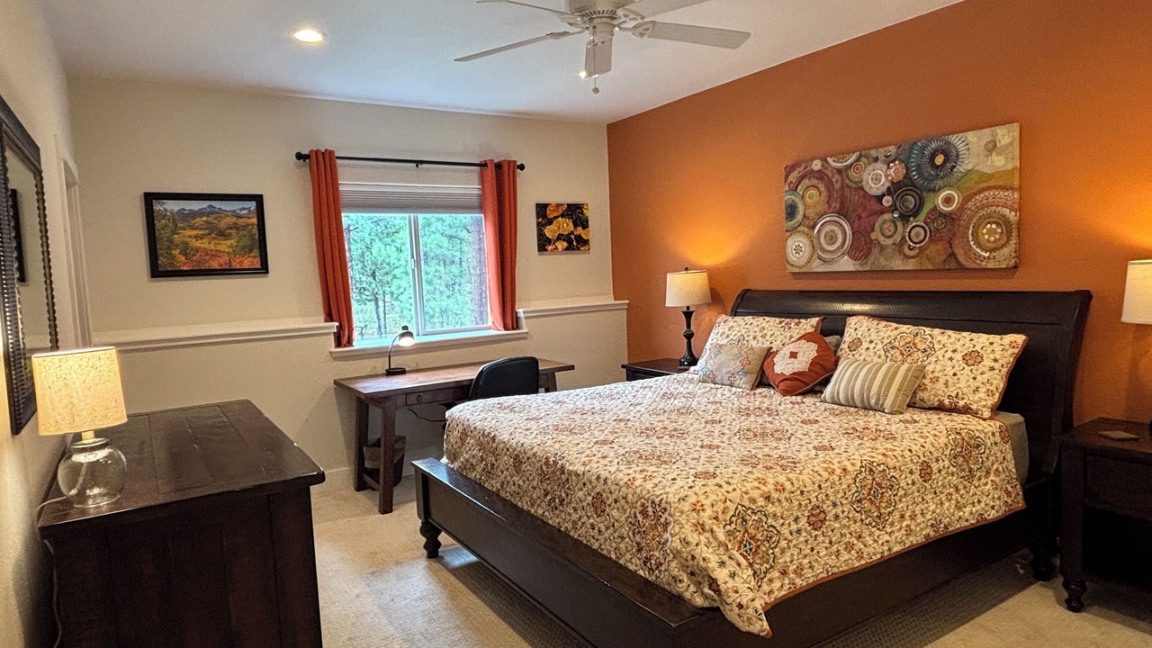 Photo of Bedroom in Woodmoor