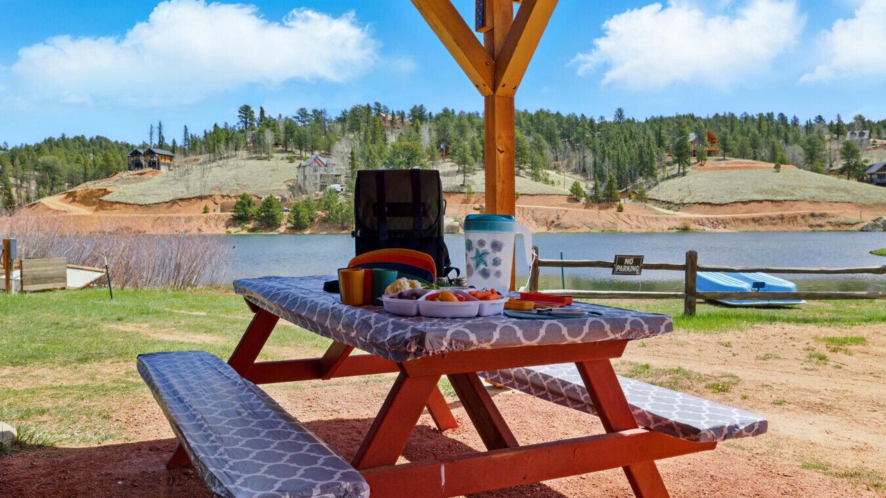 Photo of Outdoor in Spring Valley