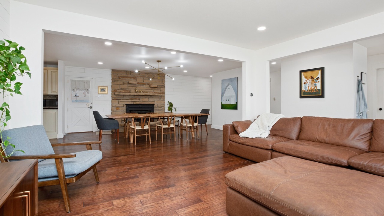 Photo of Livingroom in Windsor