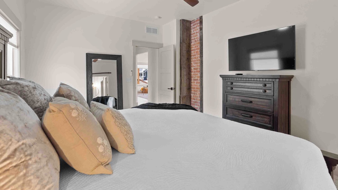 Photo of Bedroom in Loveland